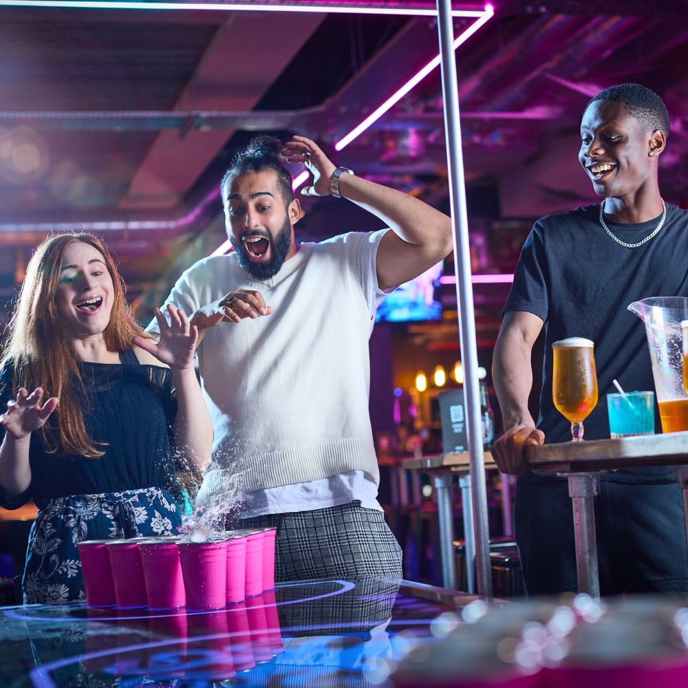 Beer / Prosecco Pong